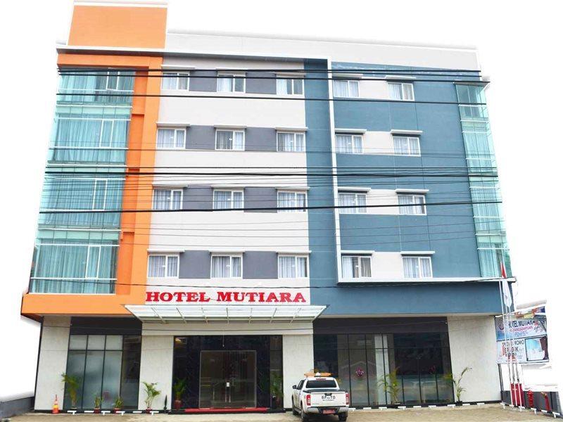 Hotel Mutiara Mitra Reddoorz Padangsidimpuan Exteriör bild