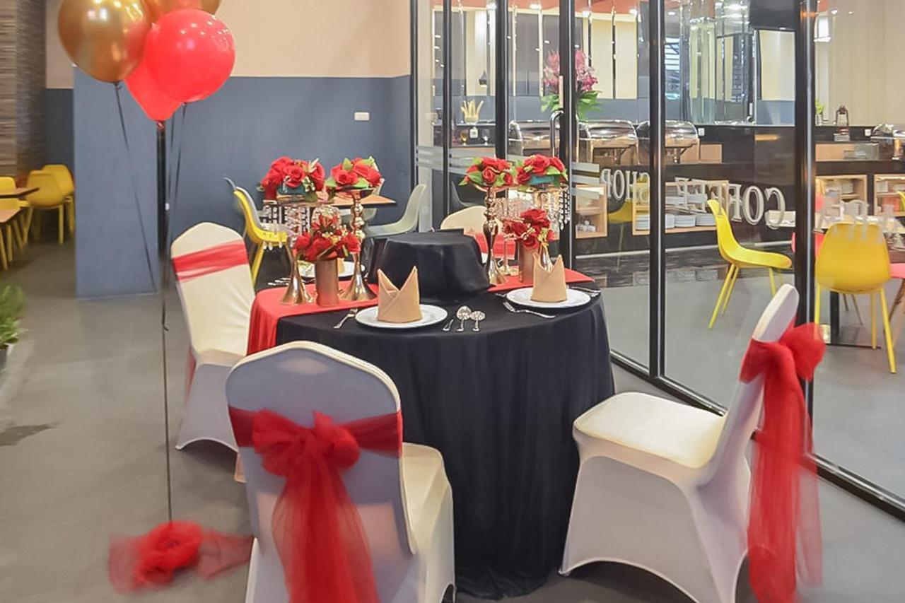 Hotel Mutiara Mitra Reddoorz Padangsidimpuan Exteriör bild